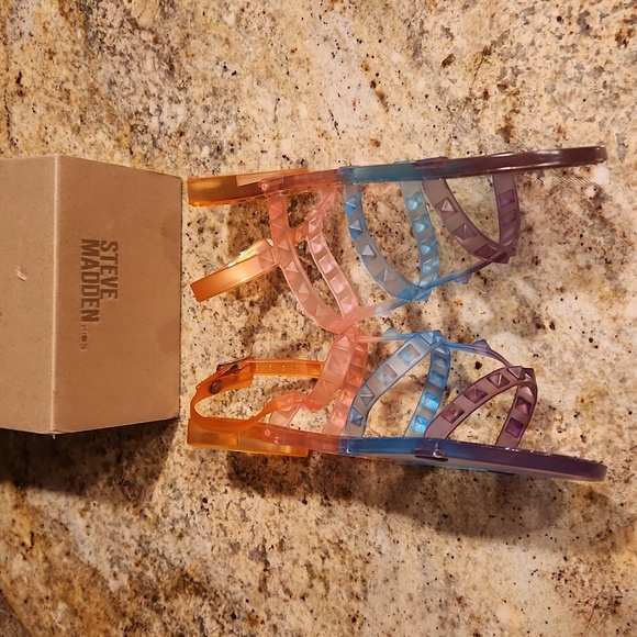 Steve Madden, Jelly Rainbow Gladiator Sandal Shoes.  NEW! - Picture 13 of 16